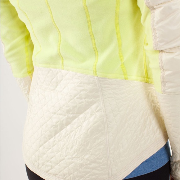 Lululemon Athletica Yellow and Cream Ski Jacket size 6 - Picture 7 of 15